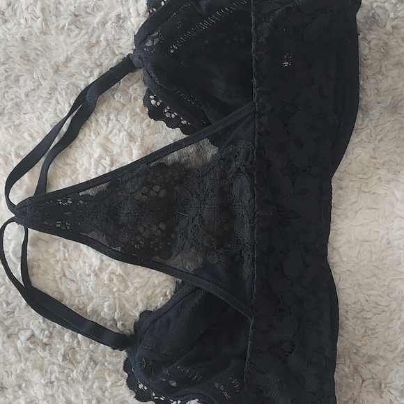 3 unlined bras size 32d - Picture 8 of 13